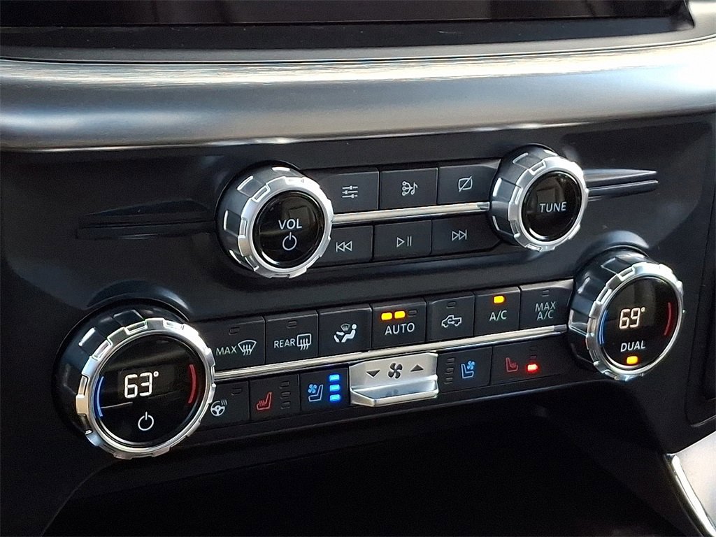 Certified 2021 Ford F150 Lariat w/ Equipment Group 502A High image 16