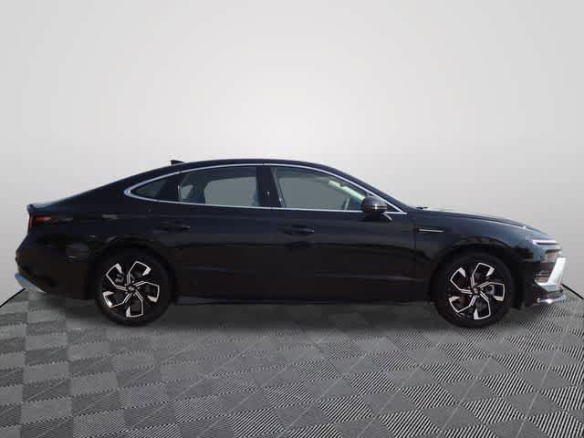 Used 2024 Hyundai Sonata SEL FWD image 4