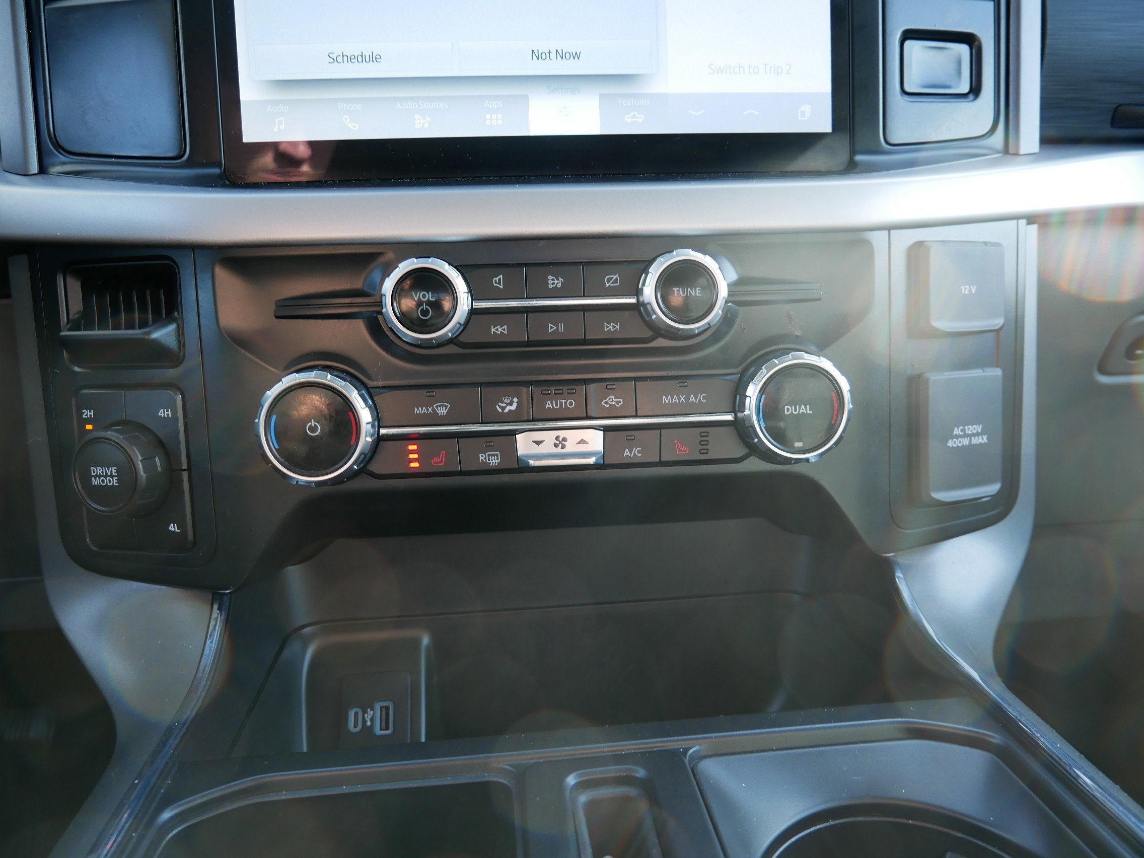 Certified 2022 Ford F150 XLT w/ Equipment Group 302A High image 24