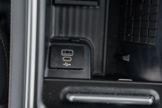 Certified 2025 Ford Expedition Active image 34