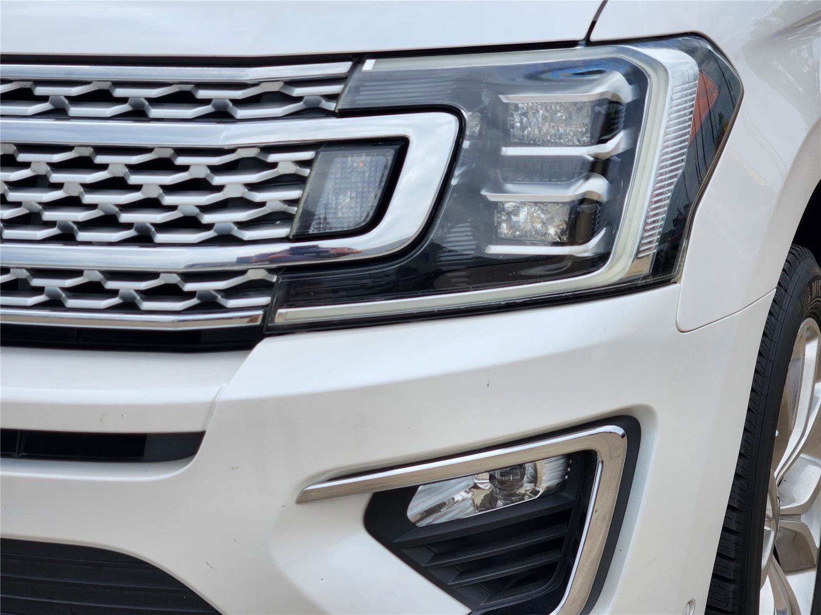 Certified 2019 Ford Expedition Platinum RWD image 7