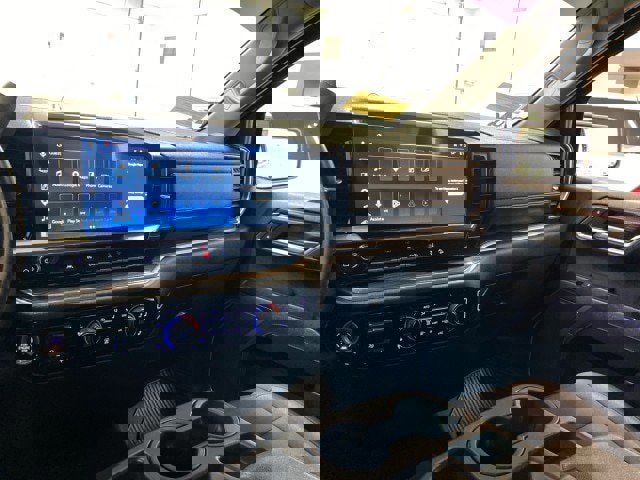 Used 2023 Chevrolet Silverado 1500 RST w/ Z71 Off-Road Package AWD/4WD image 13