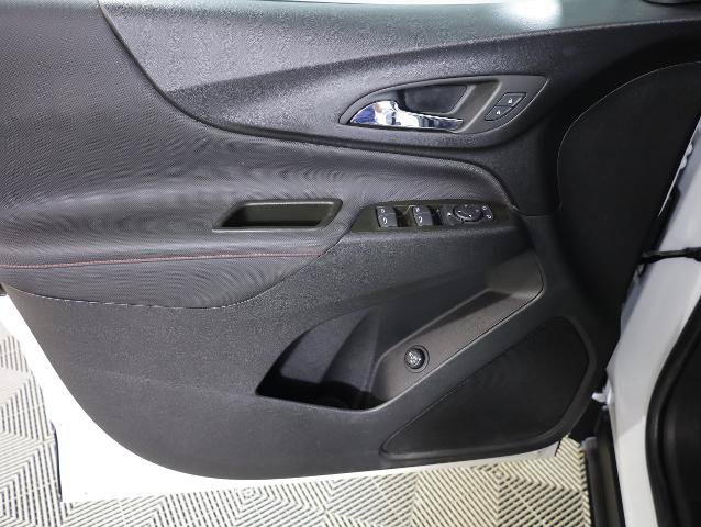 Used 2023 Chevrolet Equinox RS AWD/4WD image 32