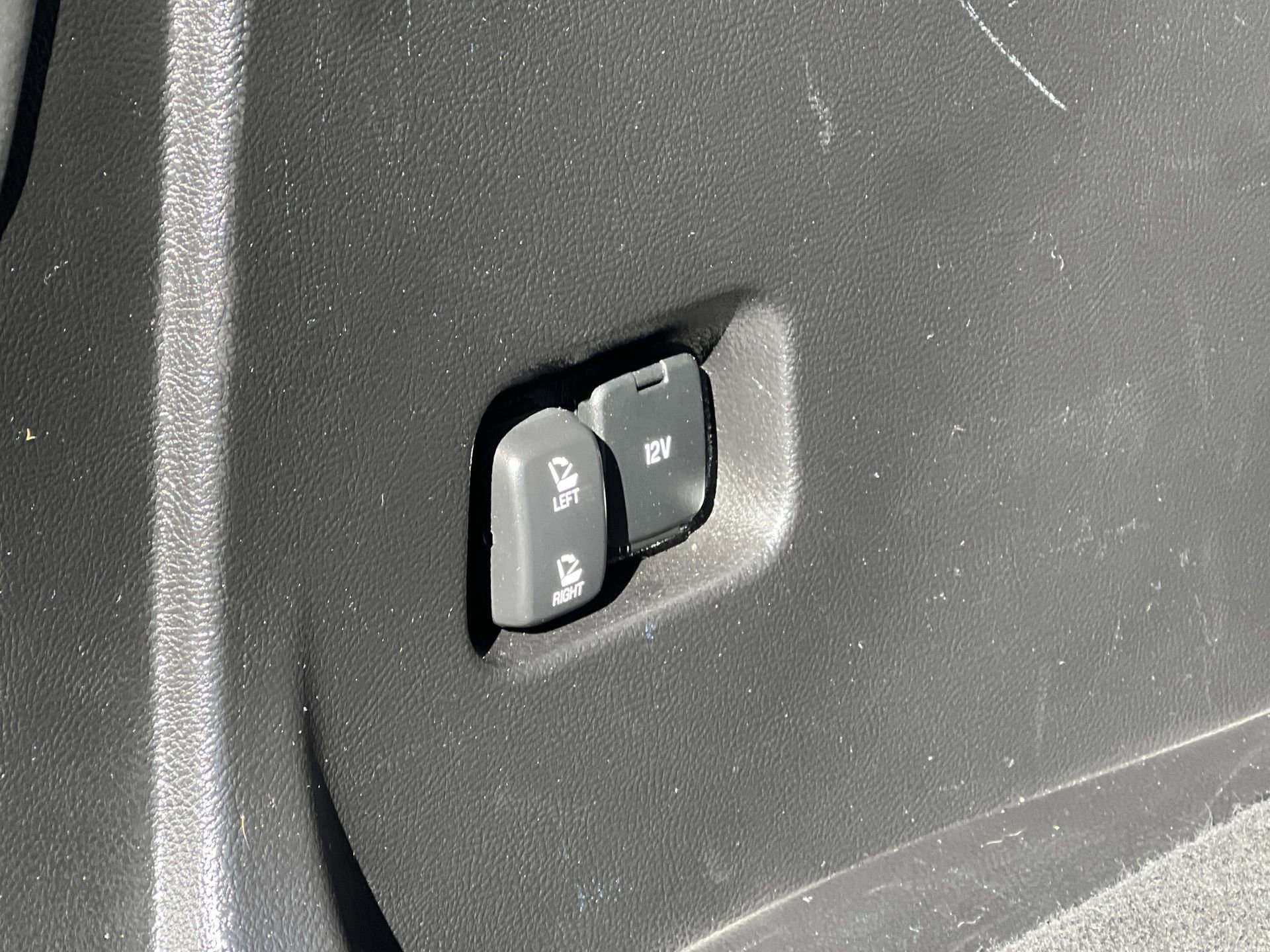 Certified 2023 Ford Edge ST image 29