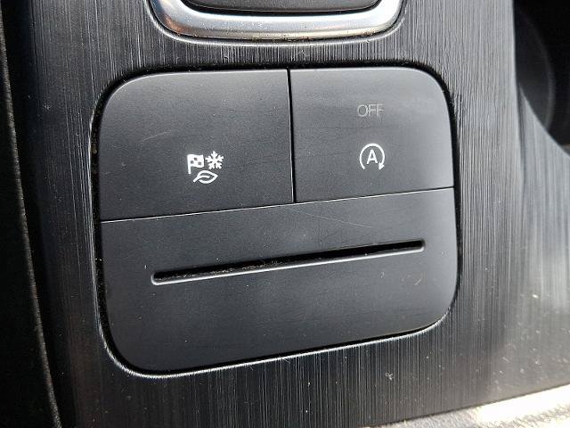 Certified 2024 Ford Escape ST-Line w/ Cold Weather Package FWD image 24