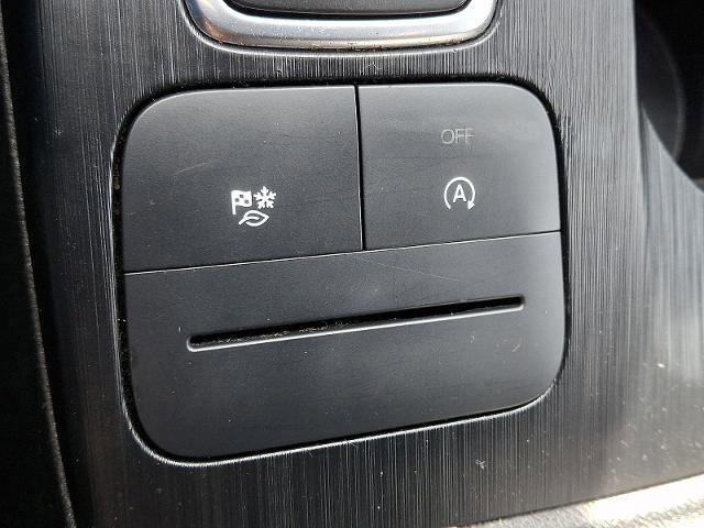 Certified 2024 Ford Escape ST-Line w/ Cold Weather Package image 24