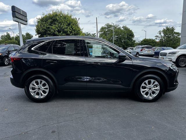 Certified 2023 Ford Escape Active AWD/4WD image 4