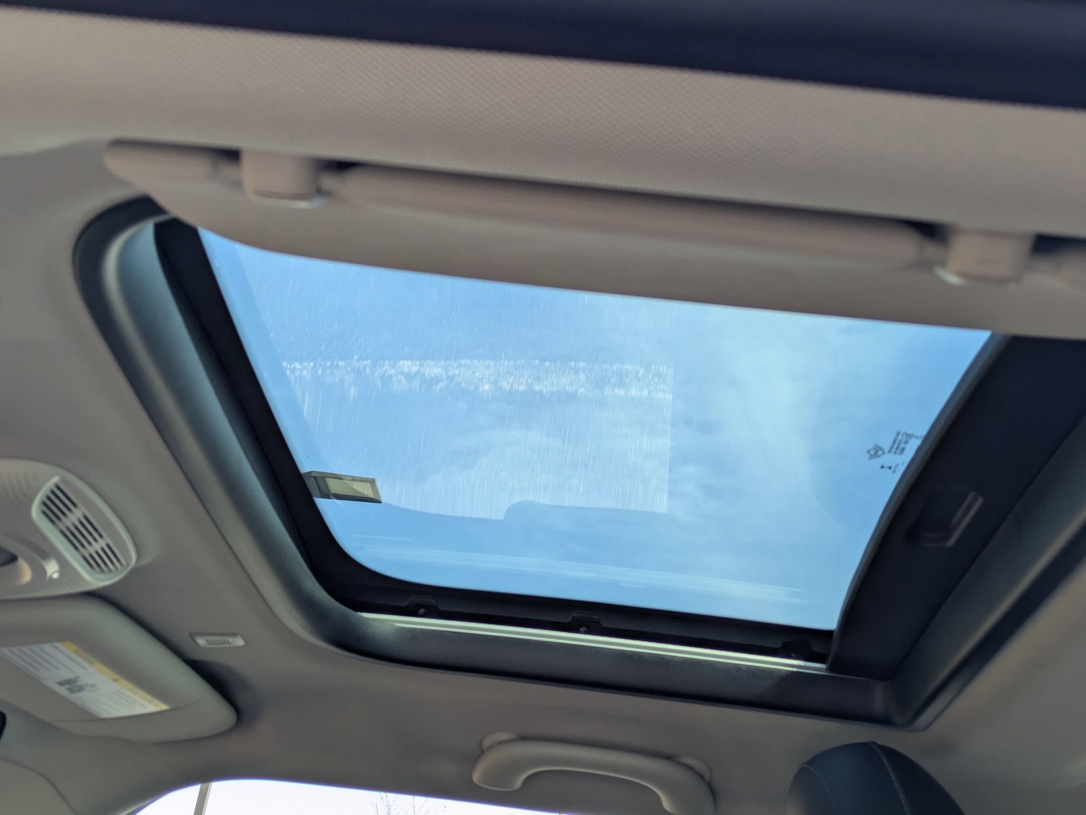 Used 2019 MINI Cooper 2-Door Hardtop image 13