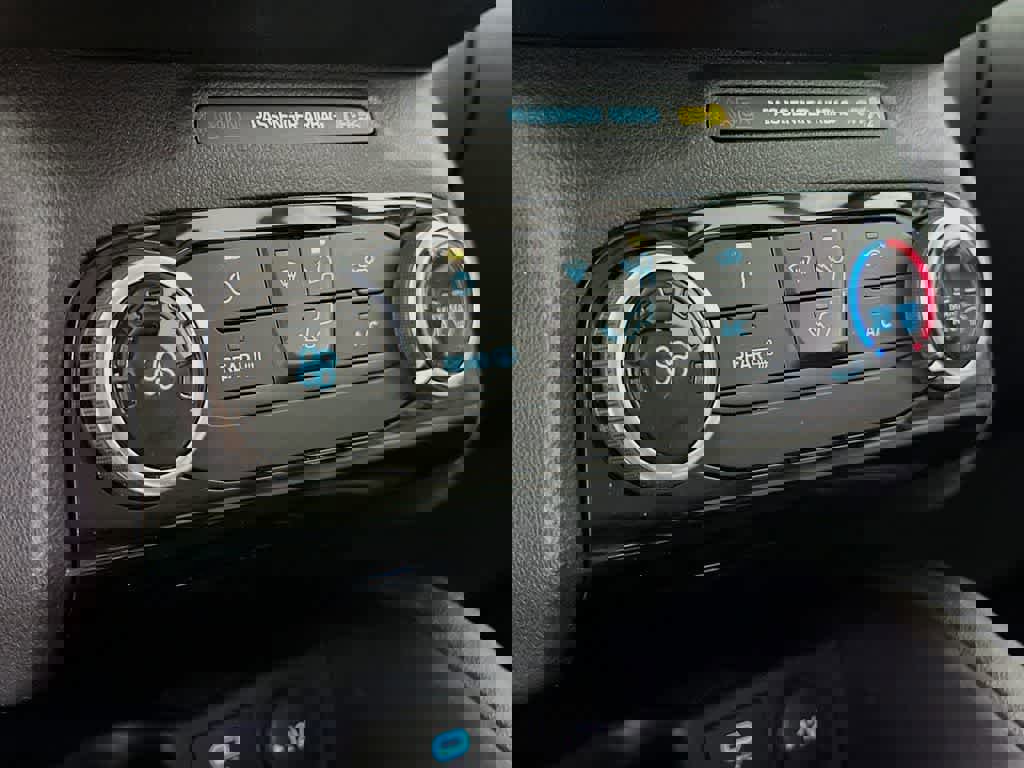 Certified 2022 Ford Escape S image 19