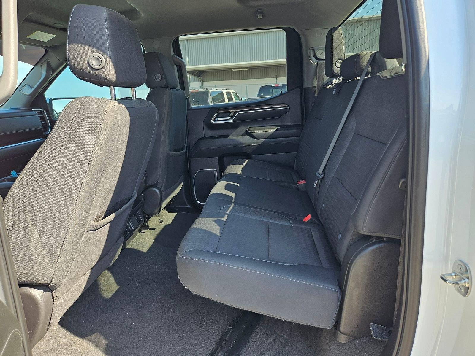 Used 2024 Chevrolet Silverado 1500 LT RWD image 6