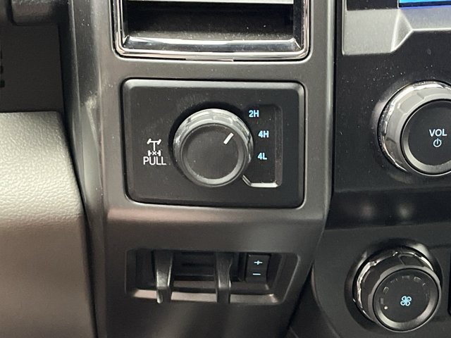 Certified 2021 Ford F250 XLT w/ XLT Premium Package AWD/4WD image 17