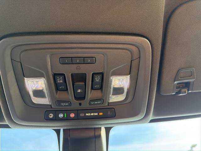 Used 2021 Chevrolet Silverado 1500 LTZ w/ LTZ Premium Package image 30