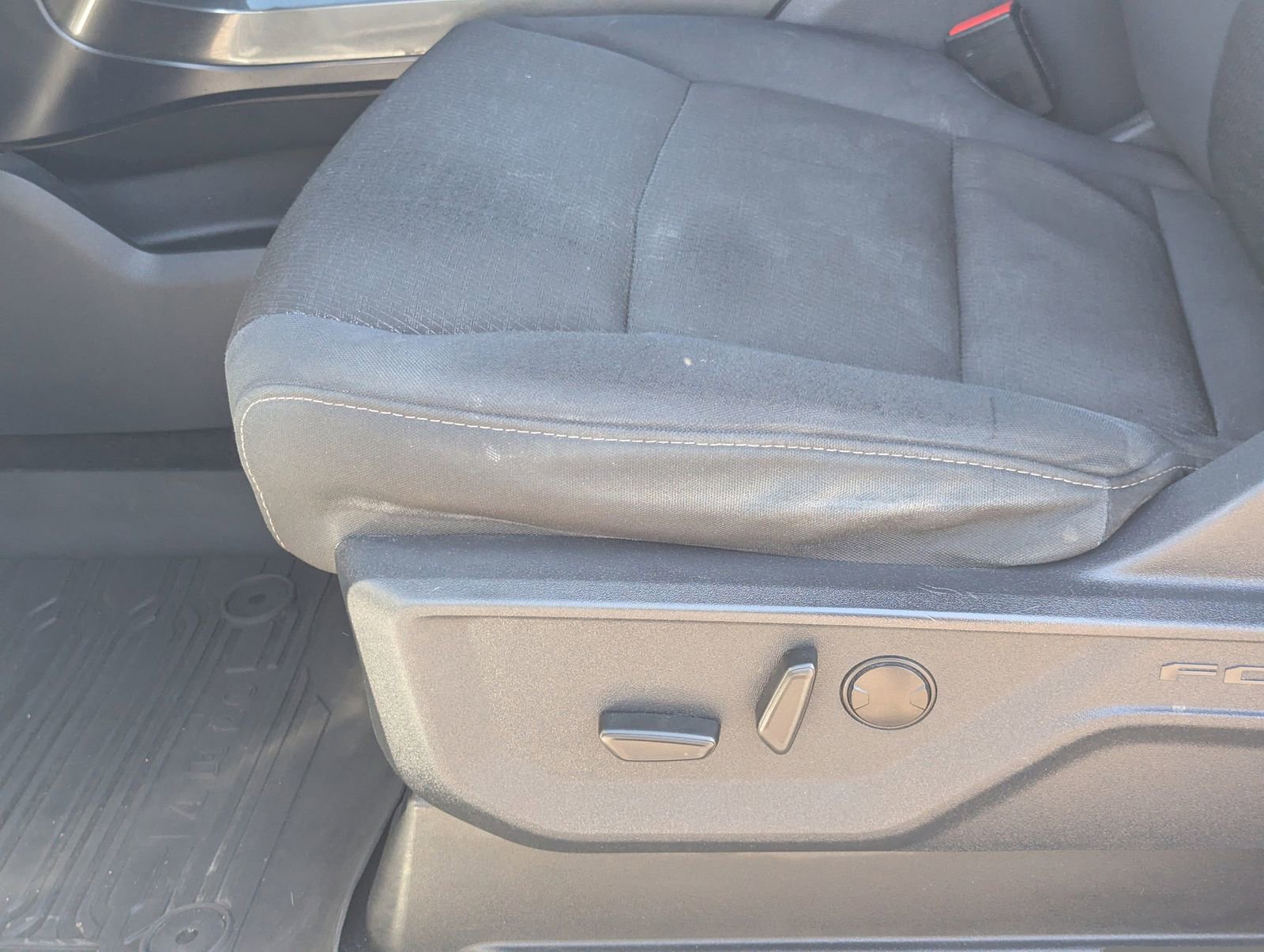 Certified 2023 Ford F150 XLT w/ Equipment Group 302A High image 28