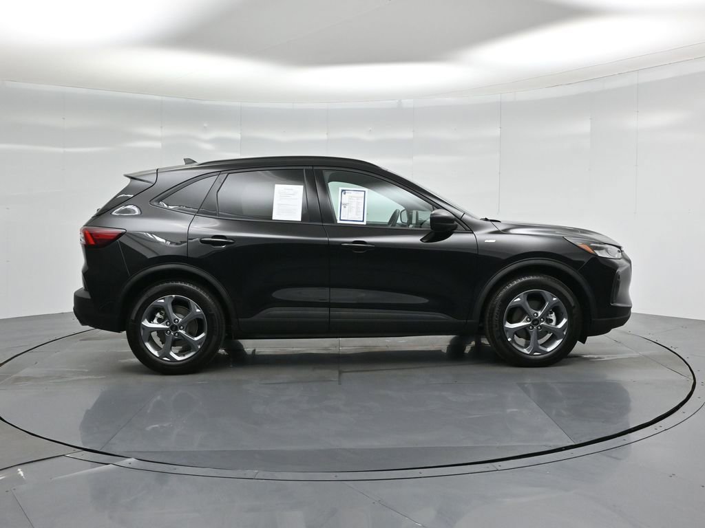 Certified 2025 Ford Escape ST-Line image 25