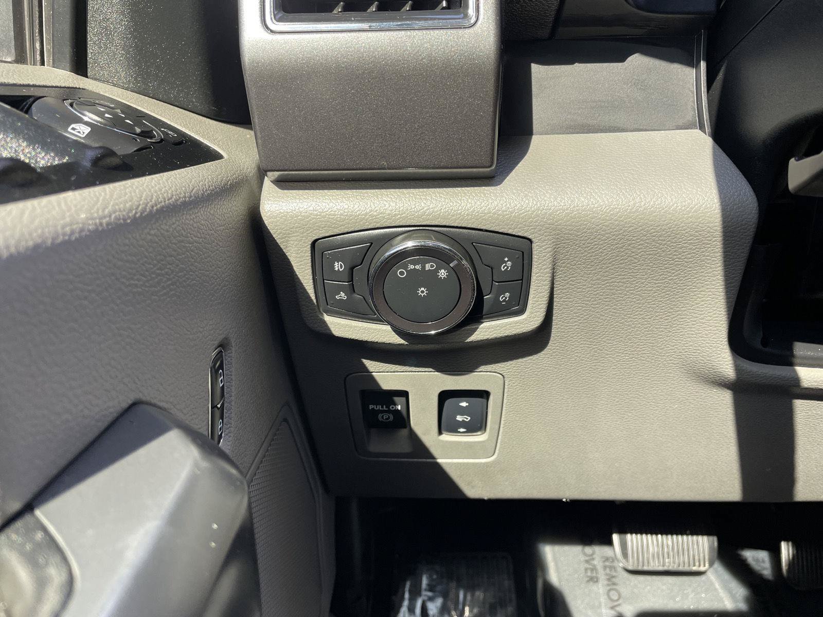 Certified 2018 Ford F150 XLT w/ Equipment Group 302A Luxury AWD/4WD image 16