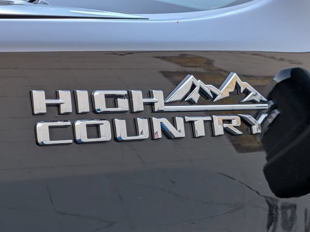 Used 2024 Chevrolet Silverado 3500 High Country w/ Technology Package AWD/4WD image 8