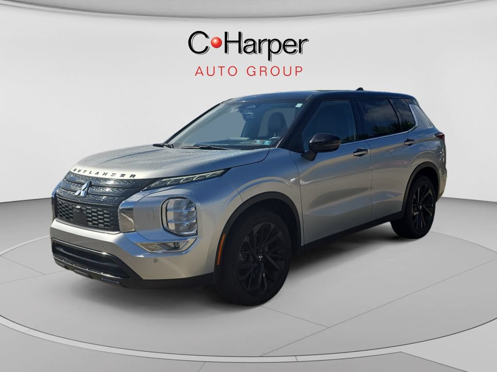 Used 2023 Mitsubishi Outlander SEL Black Edition AWD/4WD image 2