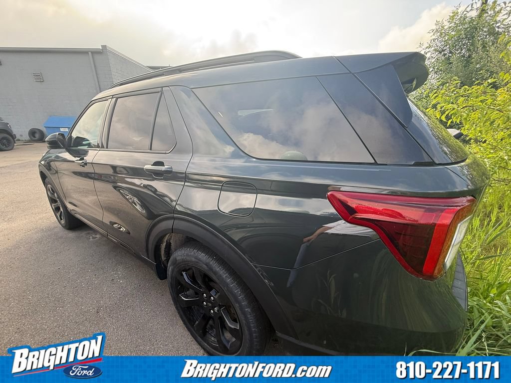 Certified 2023 Ford Explorer ST-Line AWD/4WD image 5