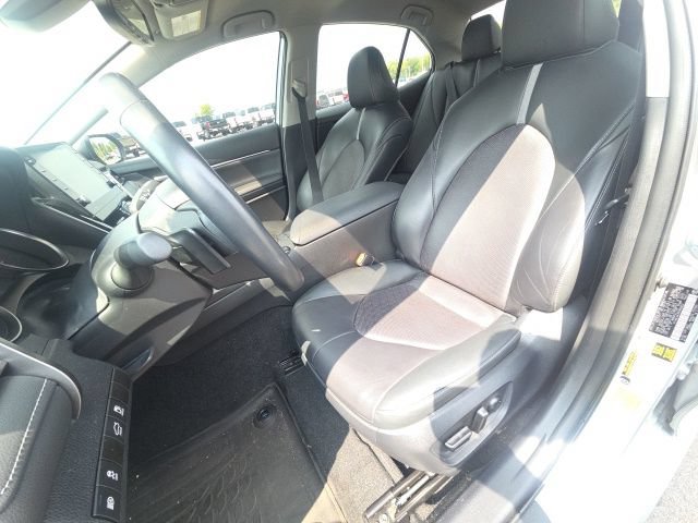 Used 2024 Toyota Camry XSE FWD image 21
