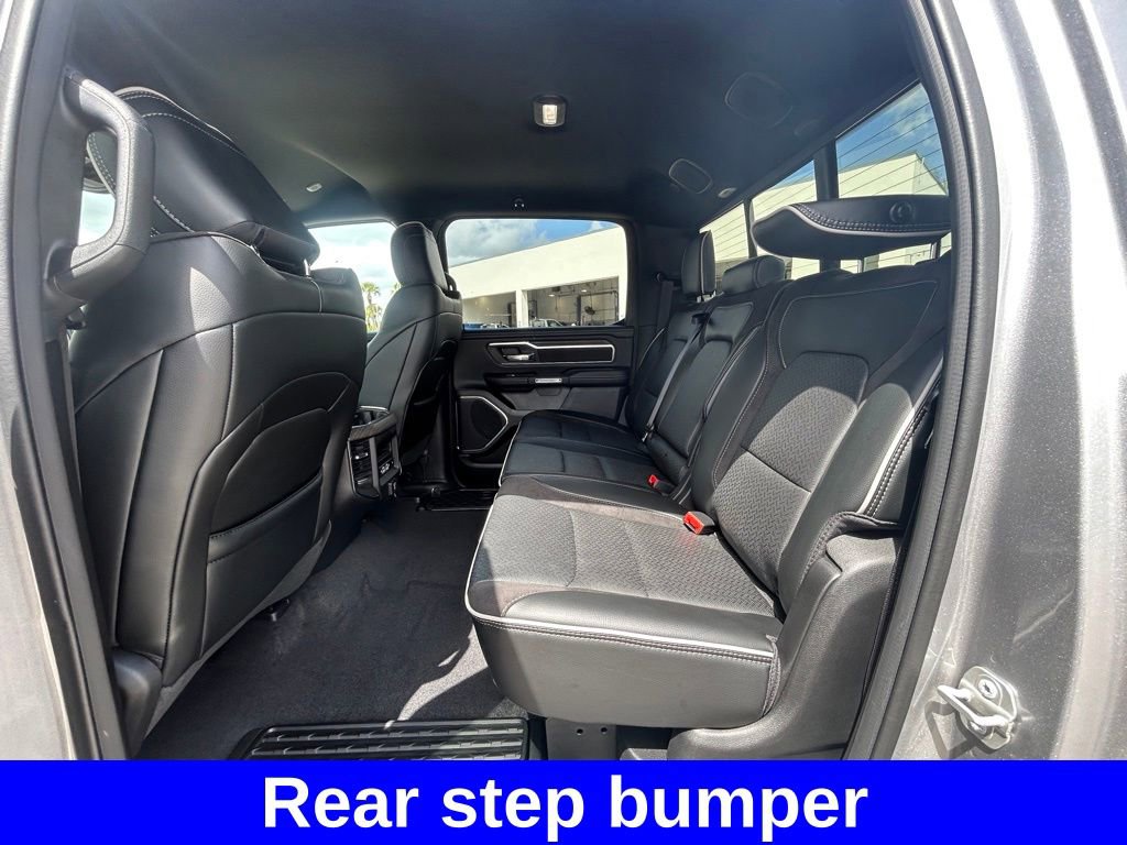Used 2025 RAM 1500 Laramie AWD/4WD image 35