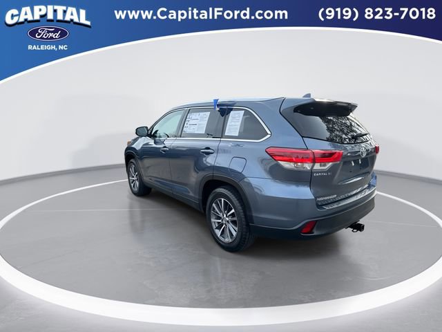 Used 2019 Toyota Highlander XLE image 4