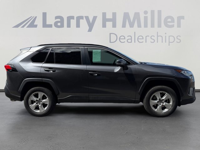 Used 2021 Toyota RAV4 XLE w/ Convenience Package image 6