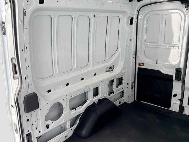 Certified 2024 Ford Transit 250 148 Medium Roof RWD image 31