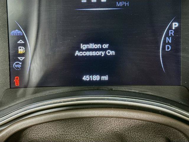 Used 2017 Jeep Grand Cherokee Overland AWD/4WD image 13