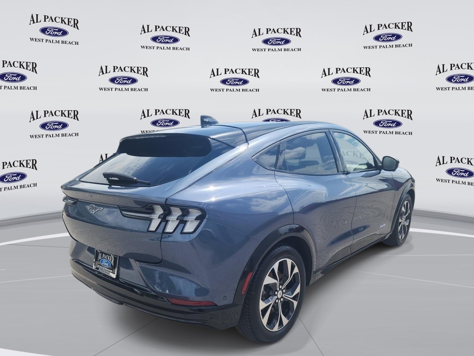 Certified 2021 Ford Mustang Mach-E Premium RWD image 5