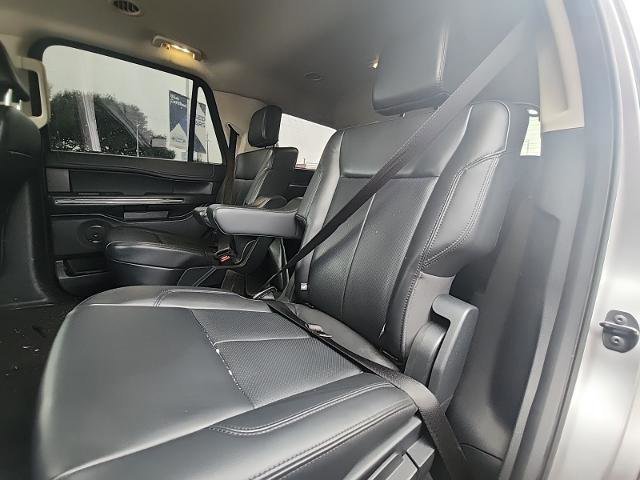 Certified 2024 Ford Expedition XLT image 8