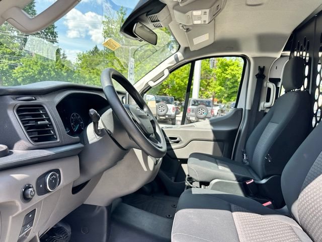 Certified 2025 Ford Transit 250 Low Roof w/ Exterior Upgrade Package RWD image 36