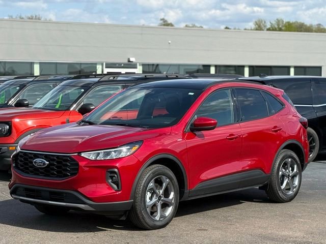 Certified 2026 Ford Escape ST-Line Select w/ Equipment Group 401A AWD/4WD image 35