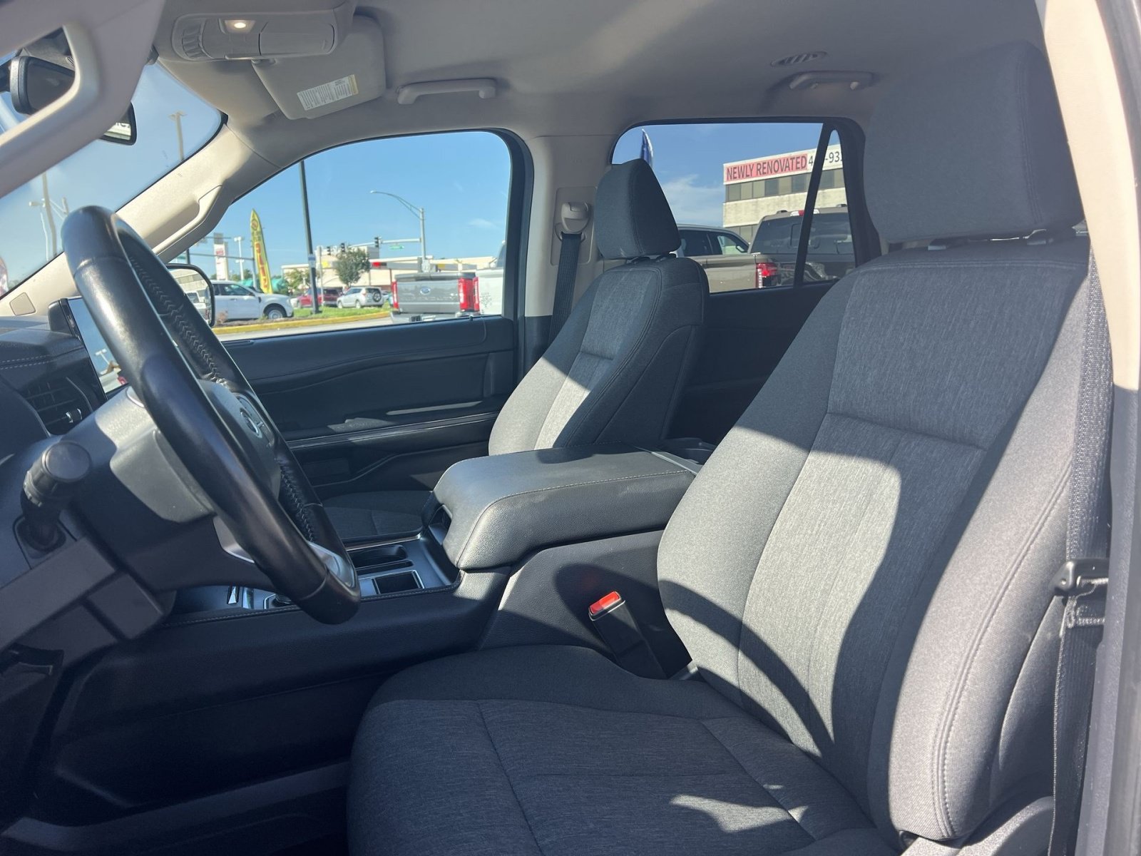 Certified 2024 Ford Expedition Max XLT RWD image 13