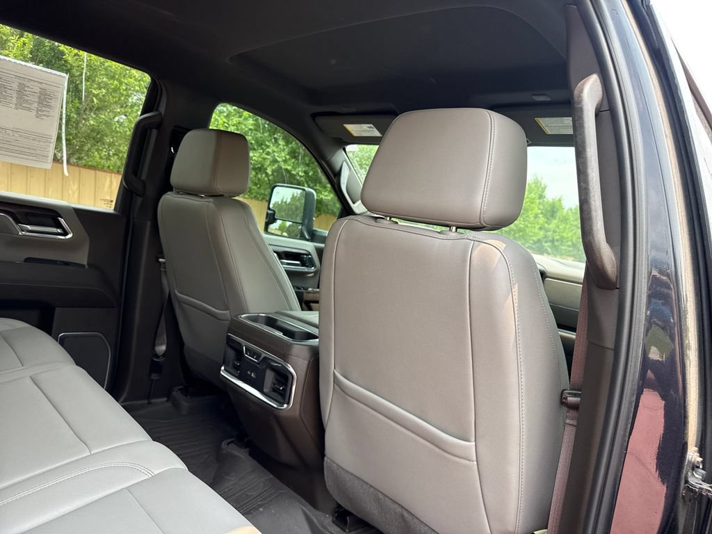 Used 2024 GMC Sierra 3500 SLT w/ SLT Premium Package AWD/4WD image 27