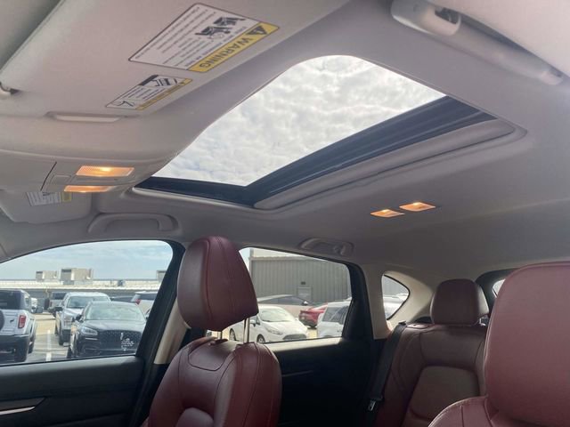 Used 2021 MAZDA CX-5 Carbon Edition image 17