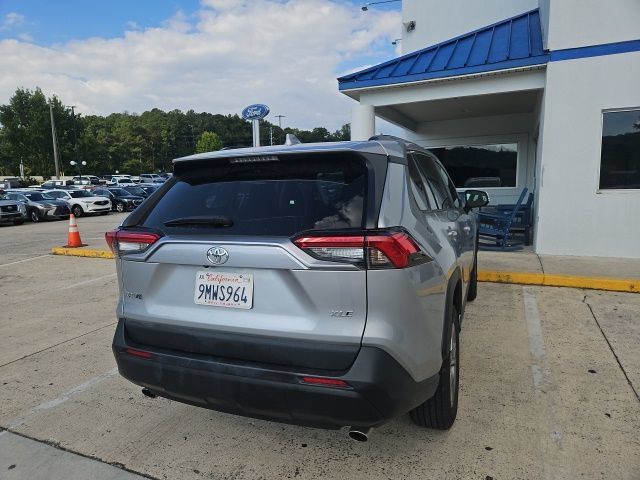 Used 2024 Toyota RAV4 XLE FWD image 16