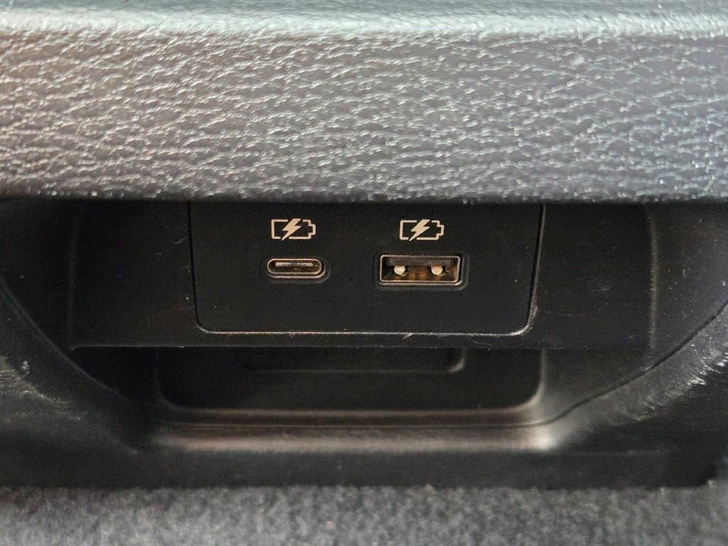 Used 2022 Mitsubishi Outlander SE AWD/4WD image 17