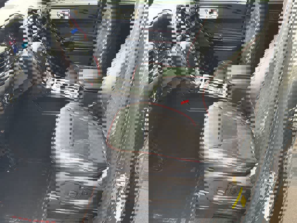 Certified 2023 Ford Explorer ST-Line w/ Class IV Trailer Tow Package image 10