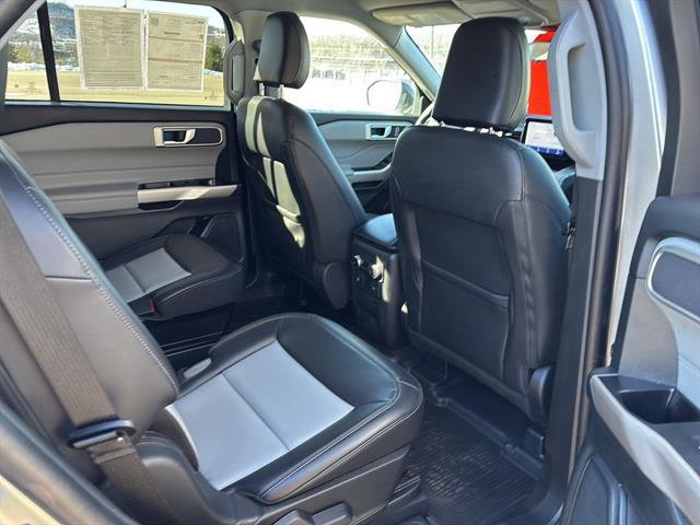 Certified 2024 Ford Explorer XLT w/ Equipment Group 202A image 19