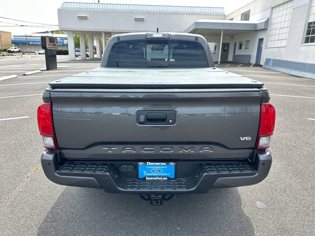 Used 2019 Toyota Tacoma TRD Sport w/ Technology Package AWD/4WD image 5