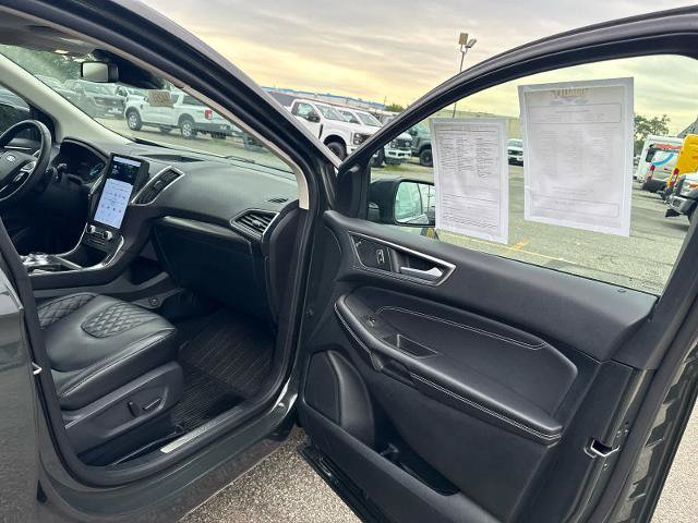 Certified 2024 Ford Edge Titanium w/ Equipment Group 301A AWD/4WD image 8