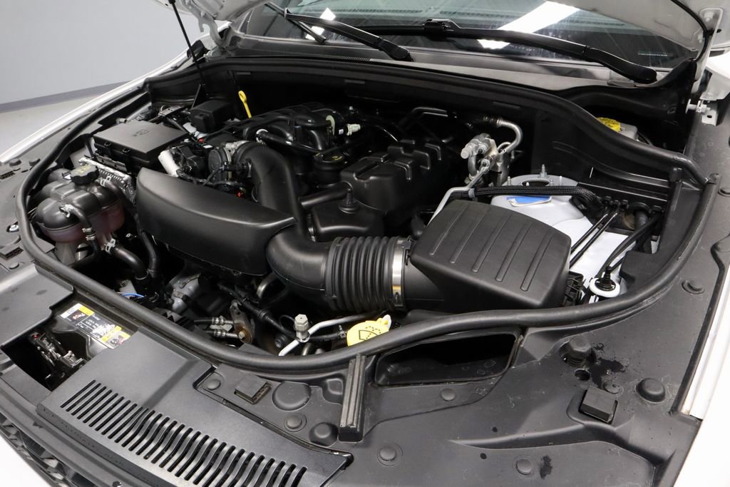 Used 2025 Dodge Durango GT AWD/4WD image 19