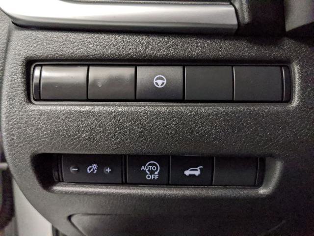 Used 2025 Nissan Rogue SV image 14