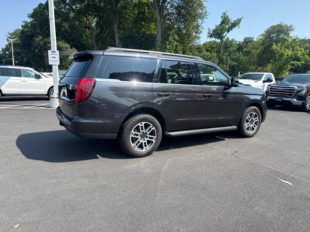 Certified 2025 Ford Expedition Active AWD/4WD image 8