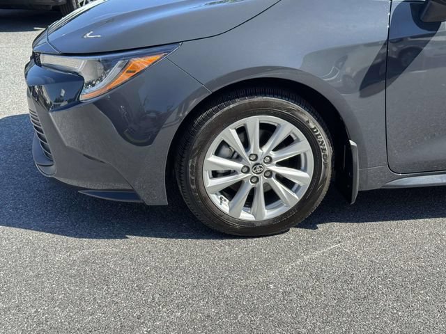 Used 2024 Toyota Corolla LE w/ LE Convenience Package FWD image 8