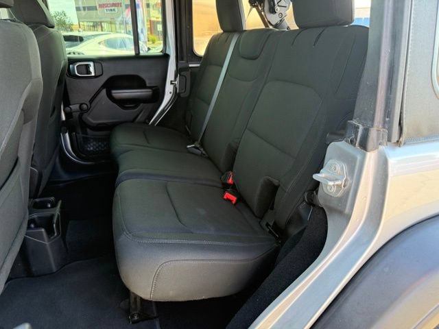Used 2018 Jeep Wrangler Unlimited Sport AWD/4WD image 26