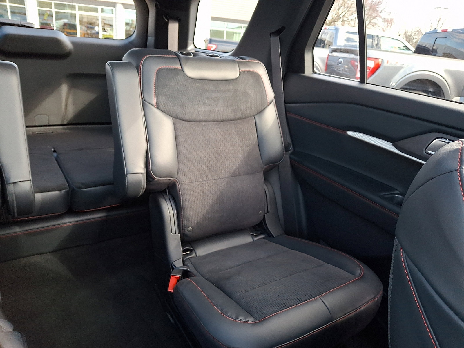 Certified 2025 Ford Explorer ST w/ Sun And Sound Package image 20