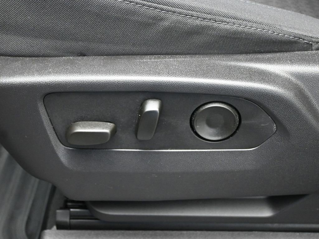 Used 2024 Chevrolet Silverado 1500 Custom Trail Boss w/ LPO, Dark Essentials Package image 11