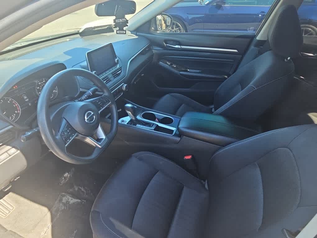 Used 2021 Nissan Altima 2.5 SV FWD image 14