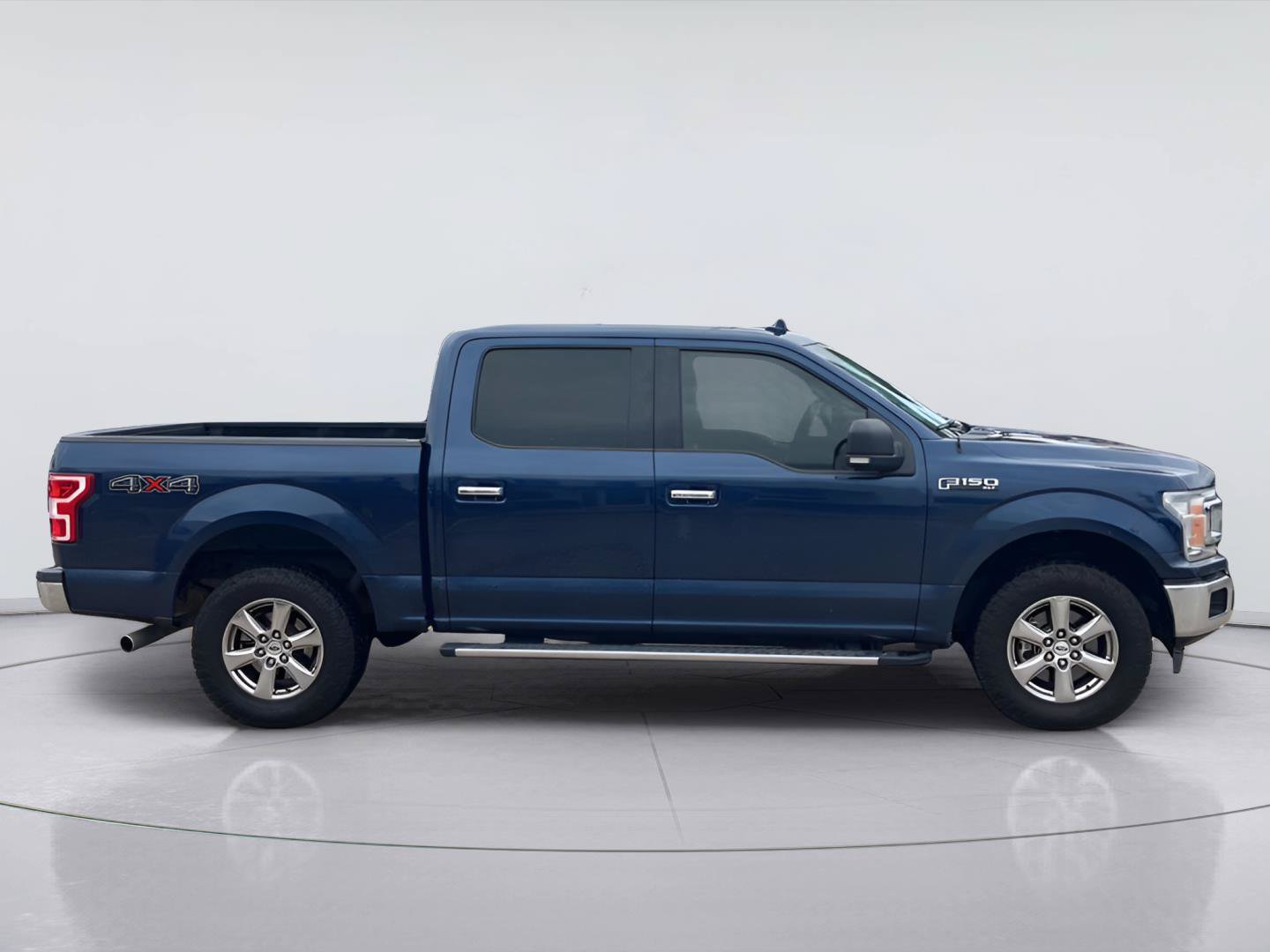 Certified 2018 Ford F150 XLT w/ Equipment Group 302A Luxury AWD/4WD image 4